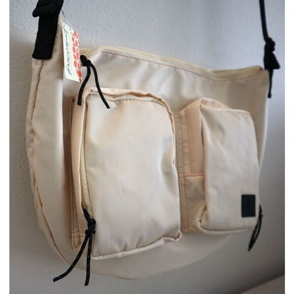 Free People Movement 92966944 Women's Whipped Cream/Ivory Trailhead Sling Bag - Picture 5 of 11